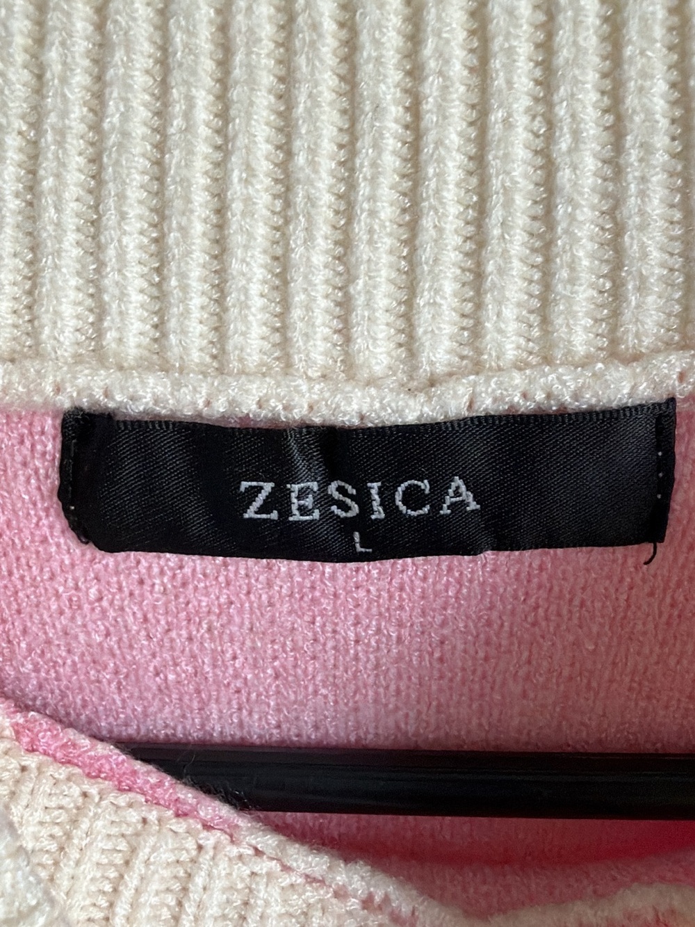 ZESICA Pink and Cream Checkered Crewneck Sweater - Size Large - Picture 5 of 6